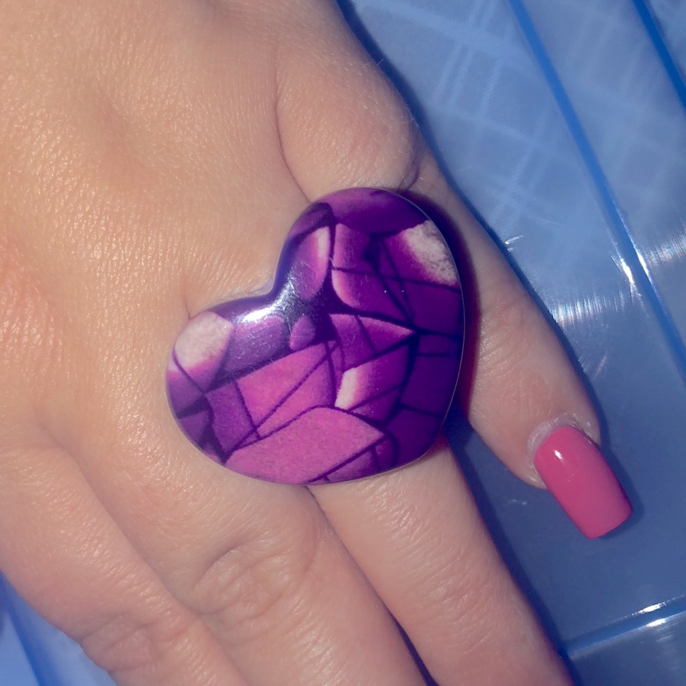 Purple geometric ring
